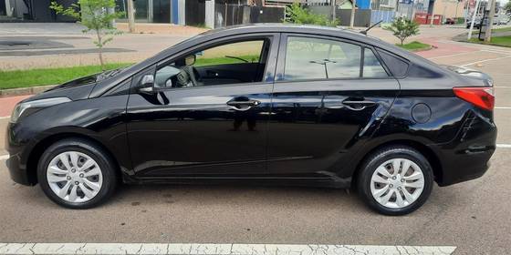 HYUNDAI HB20S 1.6 COMFORT PLUS 16V FLEX 4P MANUAL